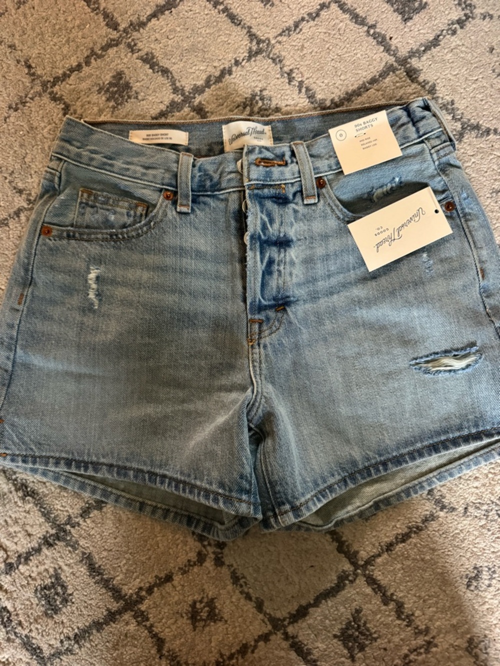 Universal Thread Light Blue Denim Women's High-Rise Shorts